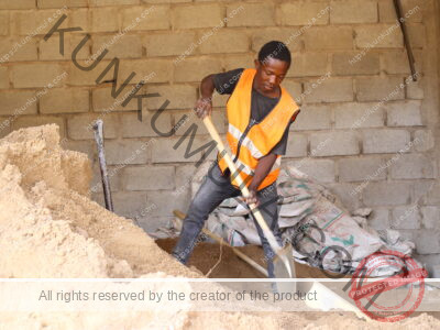 WAGABA IVAN LOOKING FOR A CONSTRUCTION HELPER JOB
