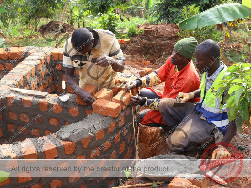 SEMAMBO DERICK MASON LOOKING FOR MASON JOBS IN CONSTRUCTION