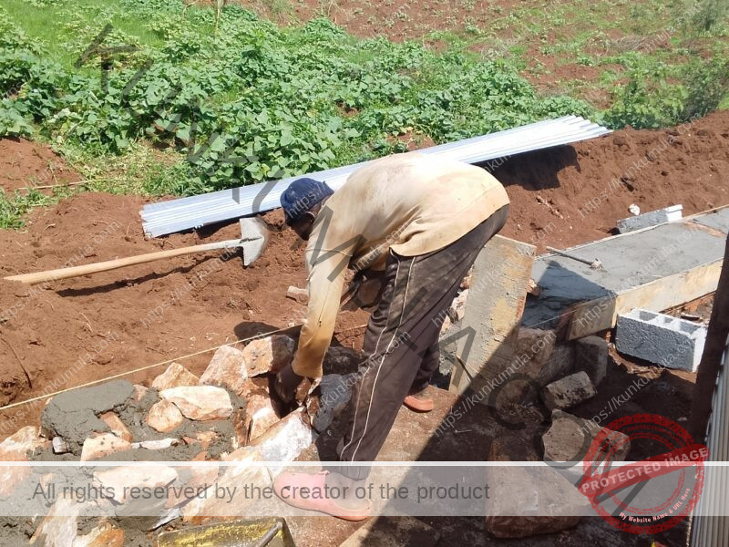 Muyanja James a Mason