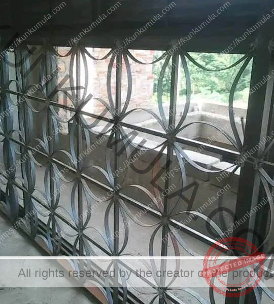 5 by 4Ft Metallic Windows