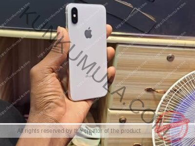 Iphone x 64gb @ Ugx. 400k