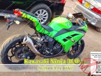 Kawasaki Ninja 300cc Fuel Injection – Only UGX 9,000,000 (Negotiable)